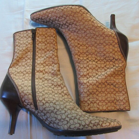 Womens Coach Jeri Mini Logo Side Zip Boots / Heels Sz 7.5 B - Picture 4 of 8
